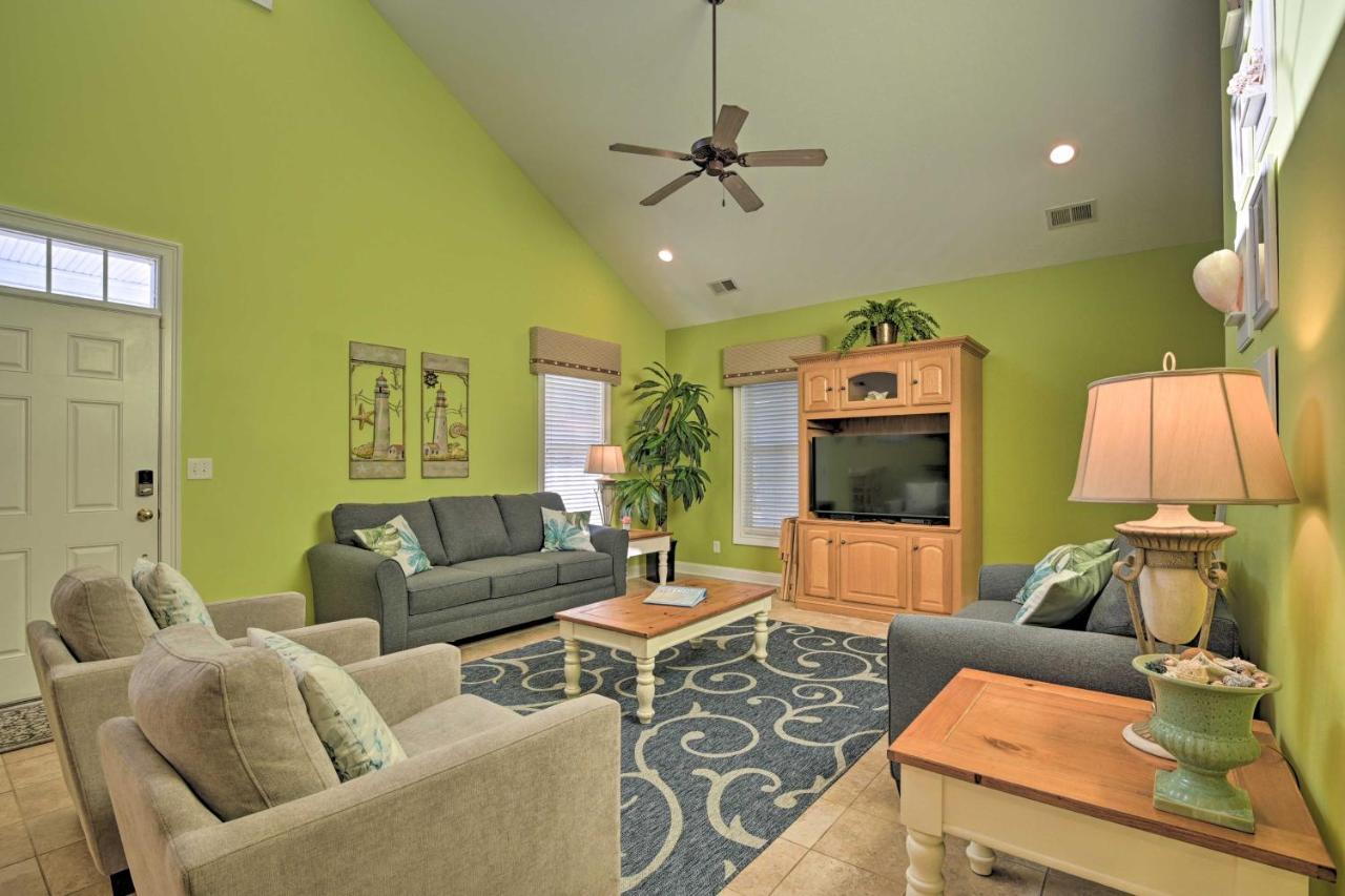 Charming Bermuda Bay Hideaway With Game Room! เมอร์เทิลบีช ภายนอก รูปภาพ